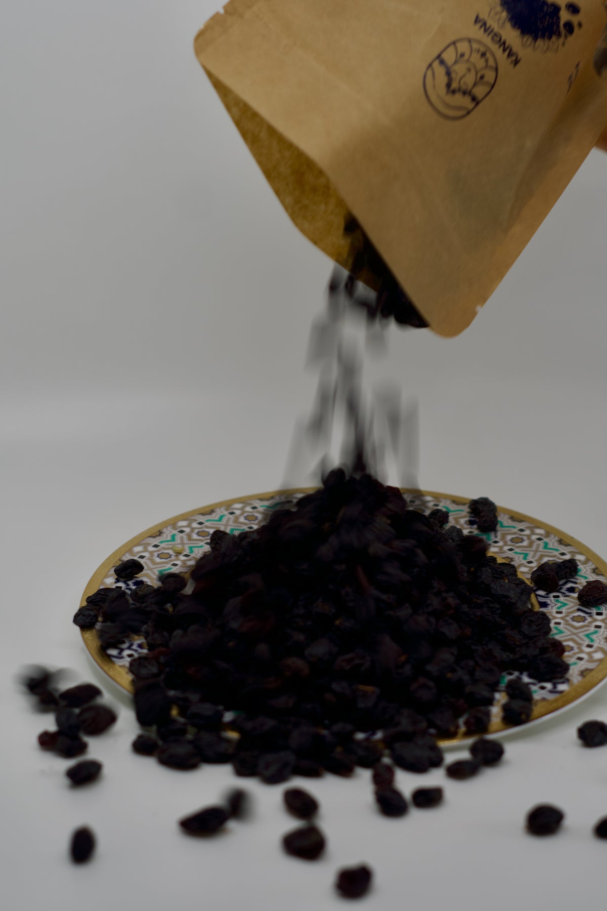 Kangina Afghan Black Raisins – Rich, Sweet & Antioxidant-Rich | 400g (0.88 lb)